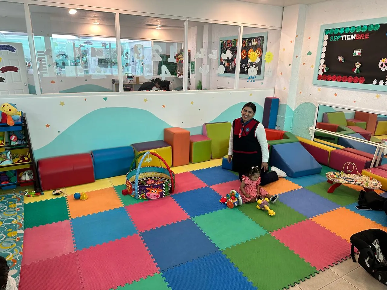 Instalaciones y alumnos de Colegio Freinet · BabyGym